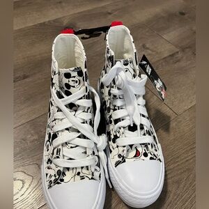 Disney Mickey Mouse High Top Sneakers Size 8 New